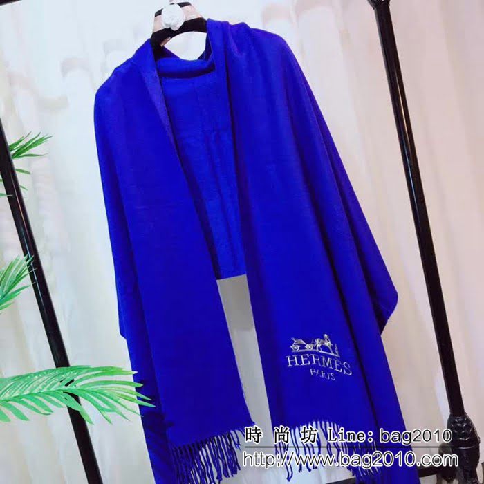 HERMES愛馬仕2018年度爆款 新款Hermès淨色刺繡圍巾 LLWJ6726